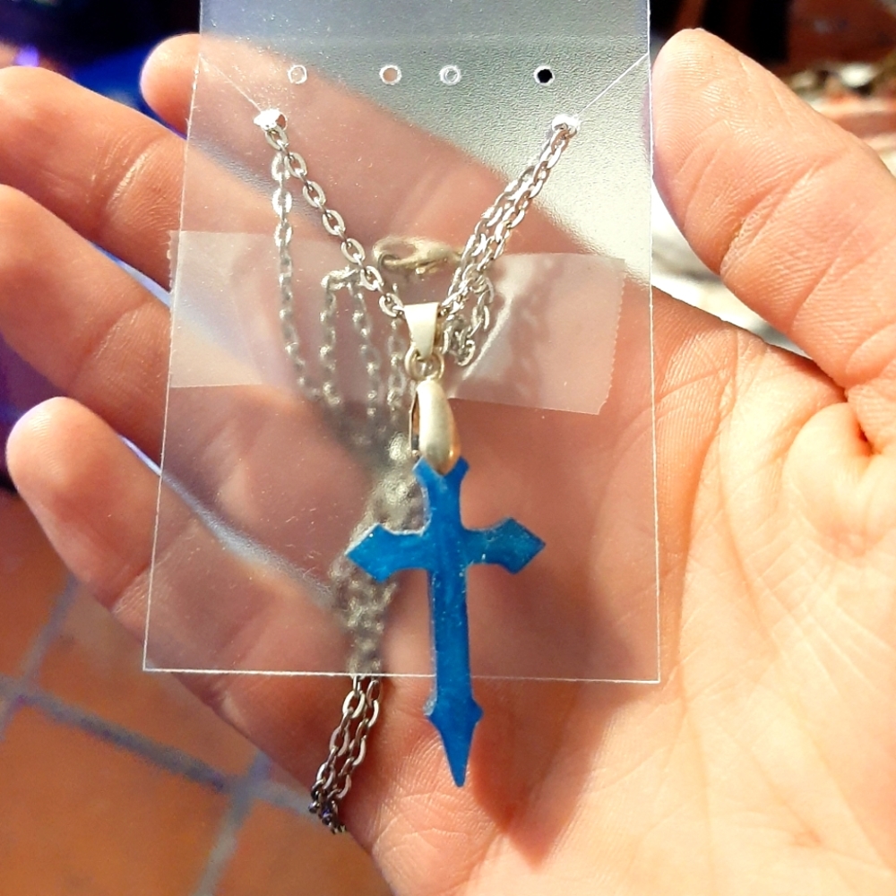 HANDMADE Cross Pendate Necklace